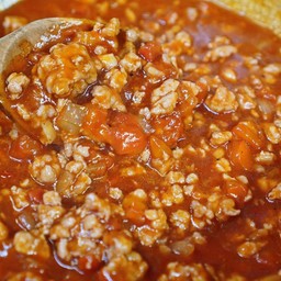 สปาเกตตี้ซอสมะเขือเทศไก่สับ