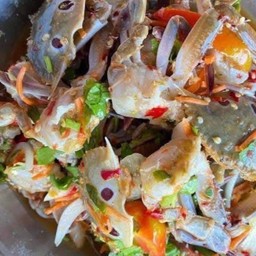 ยำปูทะเลสด