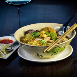 แกงเส้น-มาม่า