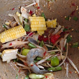 ตำกุ้งสด