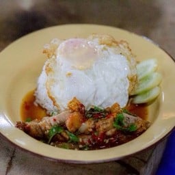 ก๋วยเตี๋ยวเรือห้อยขา -