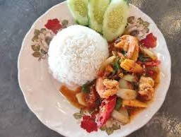 ข้าวผัดพริกสดทะเล
