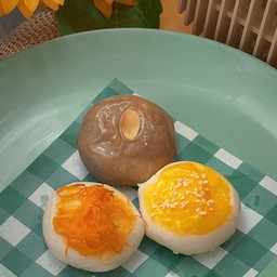 Size S เปี๊ยะลาวารวมไส้ (3ชิ้น)