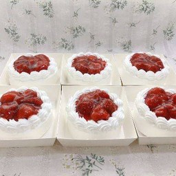 เค้กนมสดสตรอเบอรี่ 1/4 ปอนด์