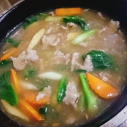 ราดหน้าเนื้อตุ๋น