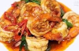 ข้าวผัดพริกเผากุ้ง