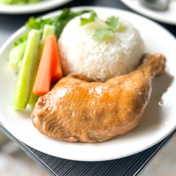 ข้าวหน้าไก่ตุ๋น