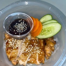 ตำหลังโรงเรียน (เตี๋ยวบ้านพาดี)