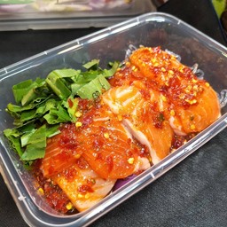 ยำแซลม่อน