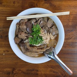 ก๋วยเตี๋ยวไก่