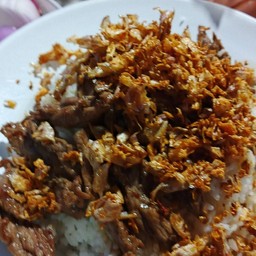 ข้าวเนื้อกระเทียม