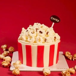 4 inches Popcorn cake (vanilla cake)