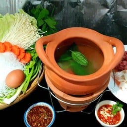 ยันหว่างหมูกระทะจิ้มจุ่ม