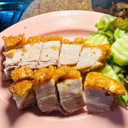 หมูกรอบ 1 ขีด (แถมซอสซีอิ๊วดำหวานสูตรทางร้าน)