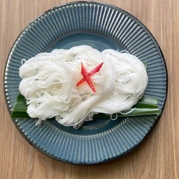 ขนมจีนเปล่า