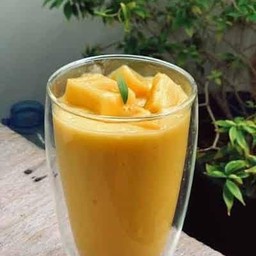 มะม่วงปั่นนมสด