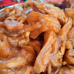 เนื้อแดดเดียวทอดสี่แยกบ้านใหม่