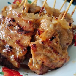 เซ็ทหมูปิ้ง10ไม้+ข้าวเหนียว2ห่อ