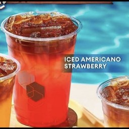 อเมริกาโน่ สตอเบอรี่