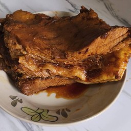 เนื้อสามชั้น (100 กรัม)