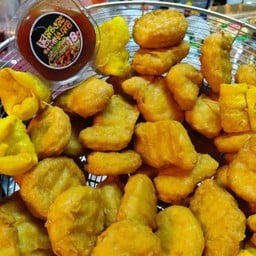 นักเก็ตชุด 10 ชิ้น พร้อมซอส