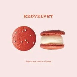 Red Velvet Macaron