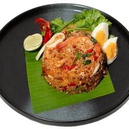 ข้าวผัดต้มยำทะเล