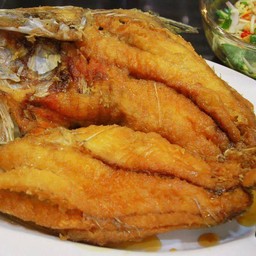 ปลากะพงทอดซีอิ๊ว