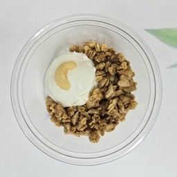 กรีกโยเกิร์ต 1 ลูก + กราโนล่า พรีกครันชี่บลูเบอร์รี่ชีสเค้ก