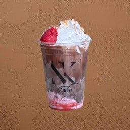 โกโก้สตอเบอรี่ ปั่น