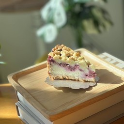 มิกซ์เบอรี่ ครัมเบิ้ล ชีสเค้ก