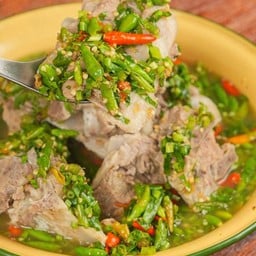 เจ๊ต้า ตำยำ เจ้าเจ็ด