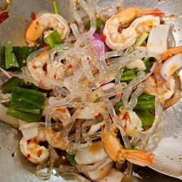 ยำเส้นแก้วกุ้งสุก