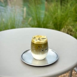 Hojicha coconut latte