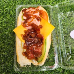 แซนวิชเบคอน-แฮม-ชีส