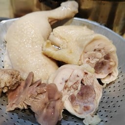ข้าวมันไก่ อัน มัน ไก่ แอด ไทรม้า พาร์ค อเวนิว