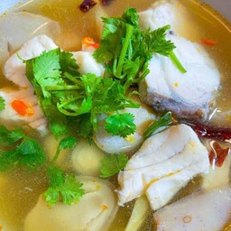 ต้มยำปลากระพง