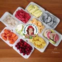 ผลไม้ปอกพร้อมทาน Byน้องจัสมิน