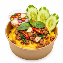 ข้าวไข่ข้นกระเพราหมูสับ