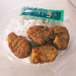 ข้าวหน้าไก่ทอด