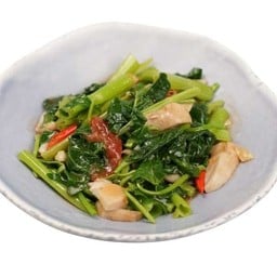 ผัดผักบุ้งใส่เห็ด