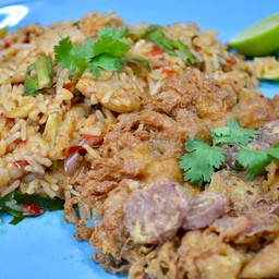 ข้าวผัดต้มยำหมู +  ไข่เจียวแหนม