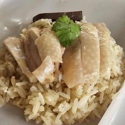 ข้าวมันไก่ต้ม
