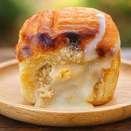 ปังปิ้งไส้หมูหยองนมข้นหวาน