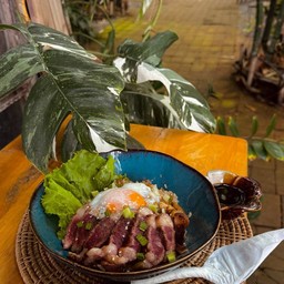 ข้าวผัดมันเนื้อพิคานย่า
