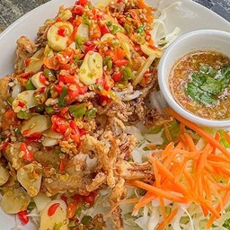 หมึกไข่คั่วพริกเกลือ