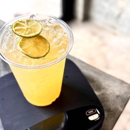 น้ำผึ้งมะนาว โซดา - Lime honey fruit soda