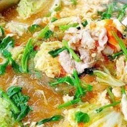 สุกี้น้ำ หมู กุ้ง