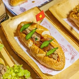 Banhmi Vietnamese Pork roll with chicken truffle pate and Hoian sauce big size