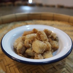 กากหมูเจียว